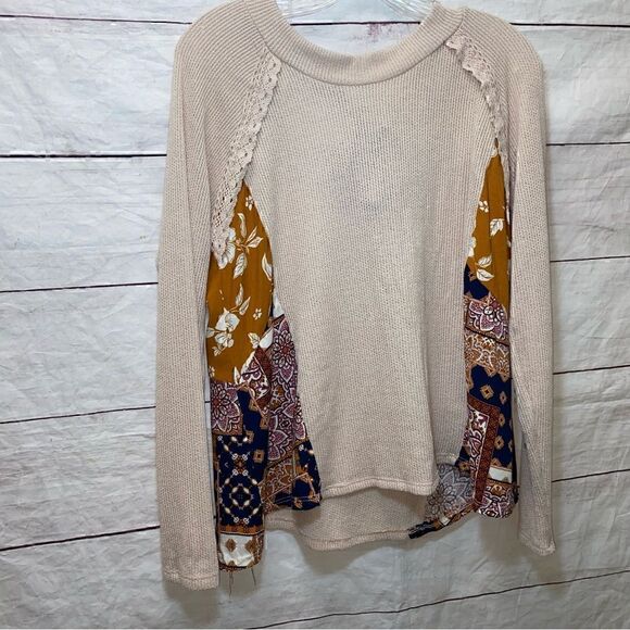 Francesca's Collections Sweaters - Francesca’s  Blue Rain Cienna Print Keyhole Tie Back Long Sleeve Sweater L